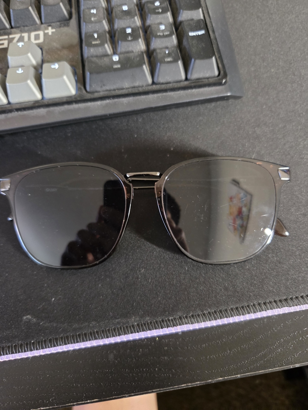 Quay Australia Black Metal Frame Sunglasses with Dark Lenses